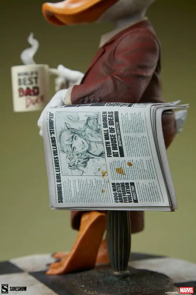 Marvel Premium Format Socha Howard the Duck 28 cm produktová fotografia