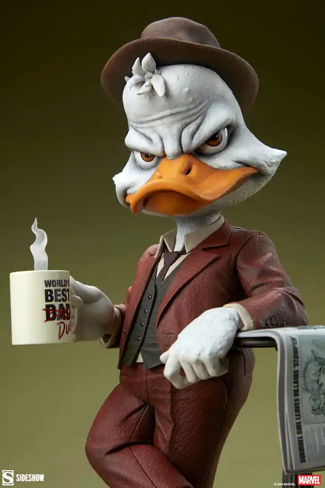 Marvel Premium Format Socha Howard the Duck 28 cm produktová fotografia