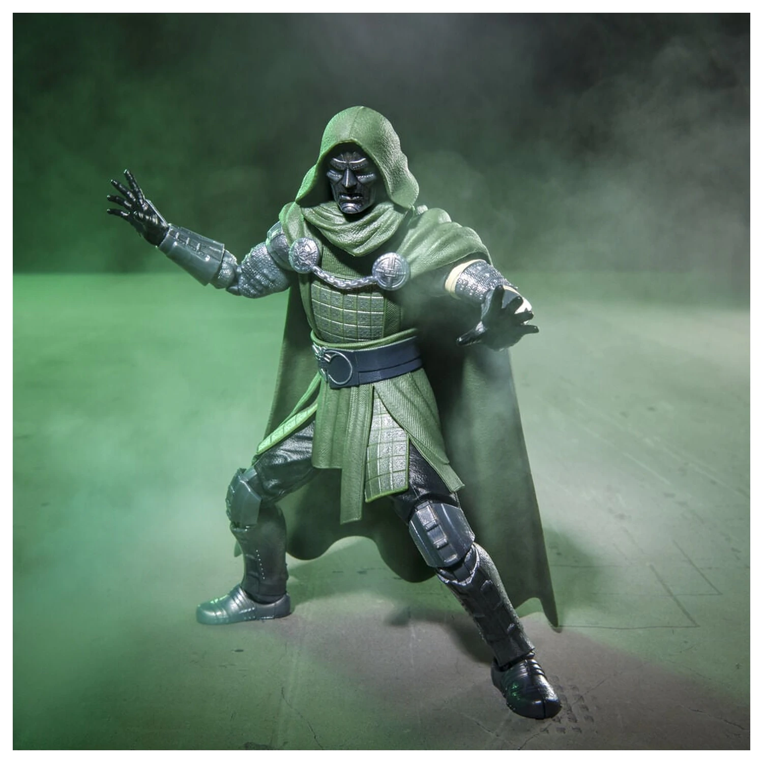 Marvel Legends Series Avengers Doomsday Doctor Doom figúrka 15 cm produktová fotografia
