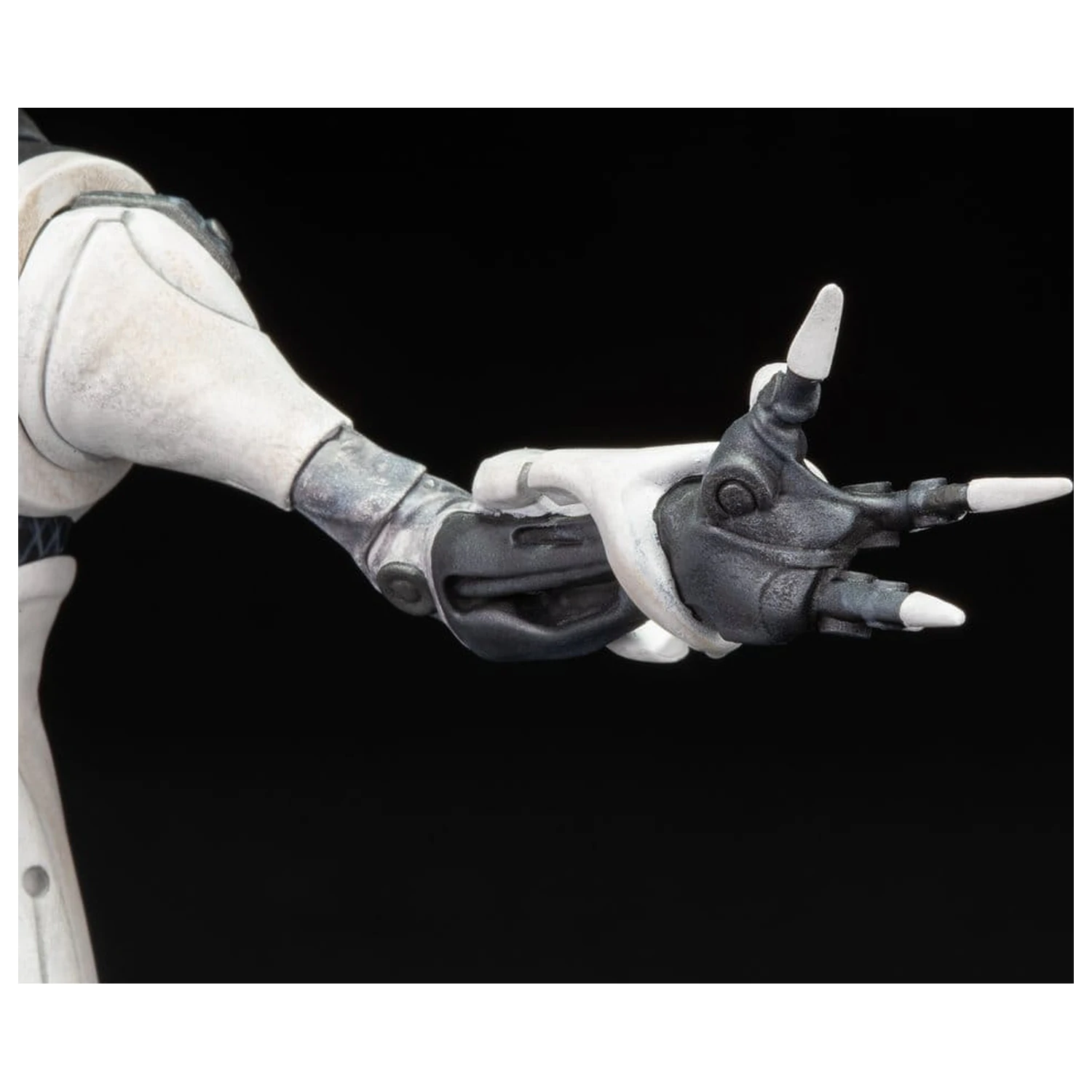 Mass Effect PVC figúrka Mordin Solus 23 cm produktová fotografia