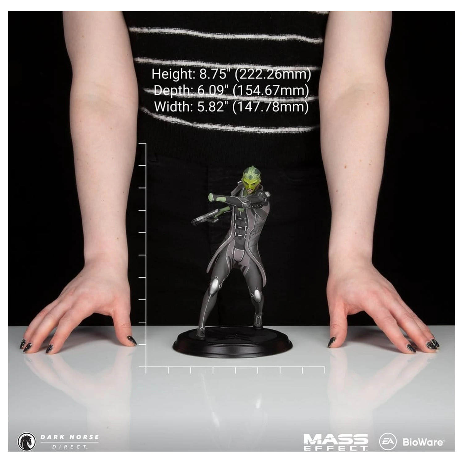 Mass Effect PVC figúrka Thane Krios 22 cm produktová fotografia