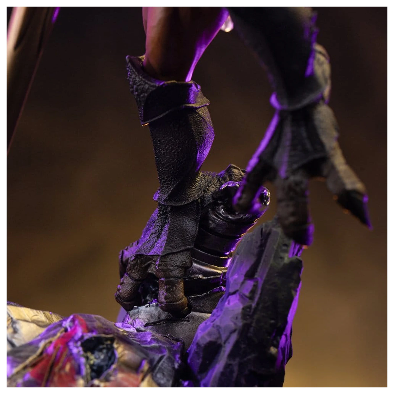 Masters of the Universe Art Scale Socha 1/10 Buzz-Off 36 cm produktová fotografia