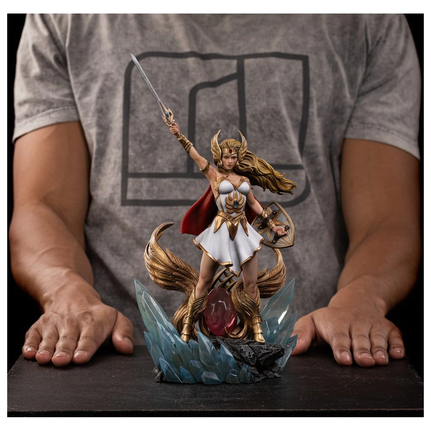 Masters of the Universe Art Scale (Unleashed) Socha 1/10 She-Ra Unleashed 31 cm produktová fotografia
