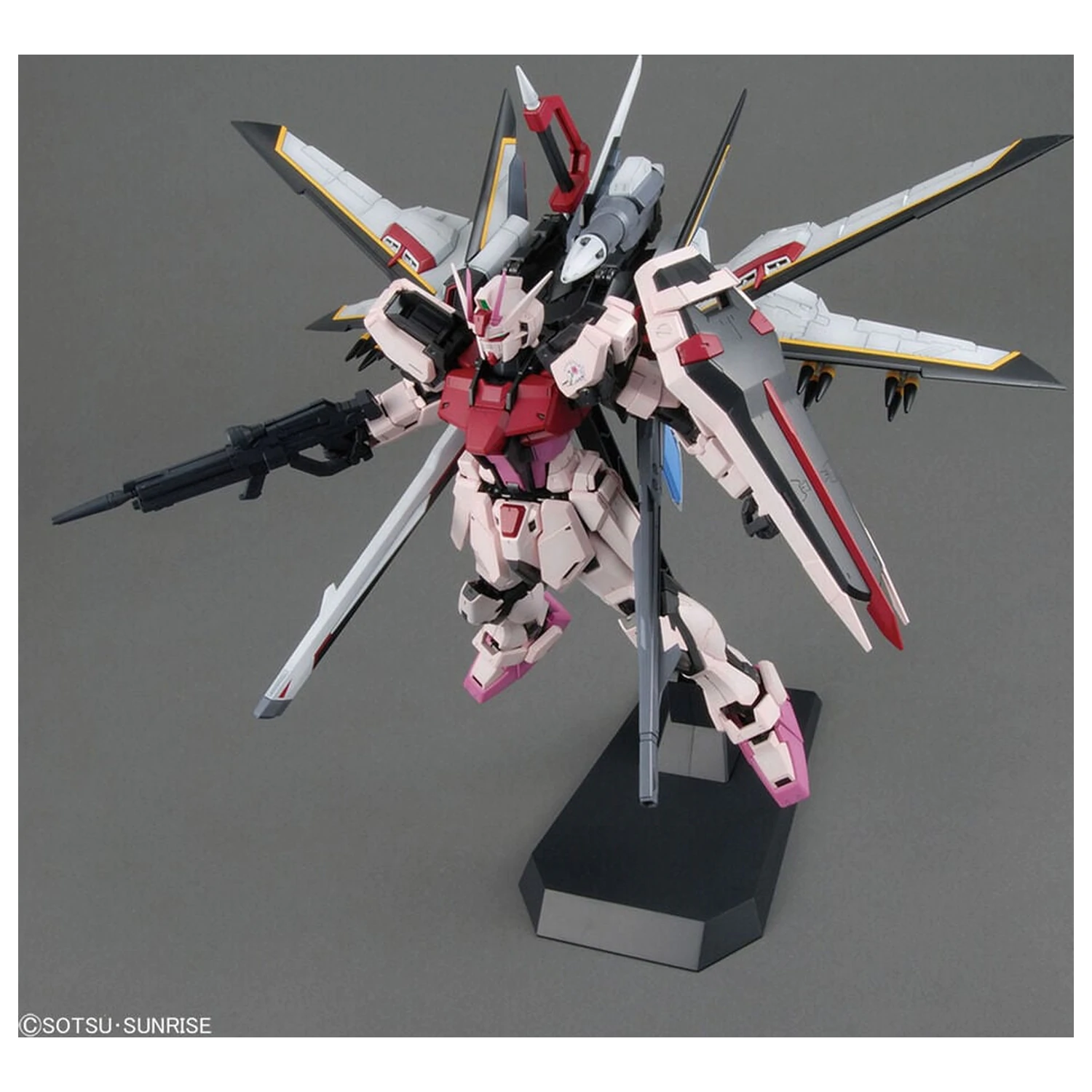 MBF-02 Strike Rouge Ootori Unit Ver. RM Stavebnica modelu MG 1/100 produktová fotografia