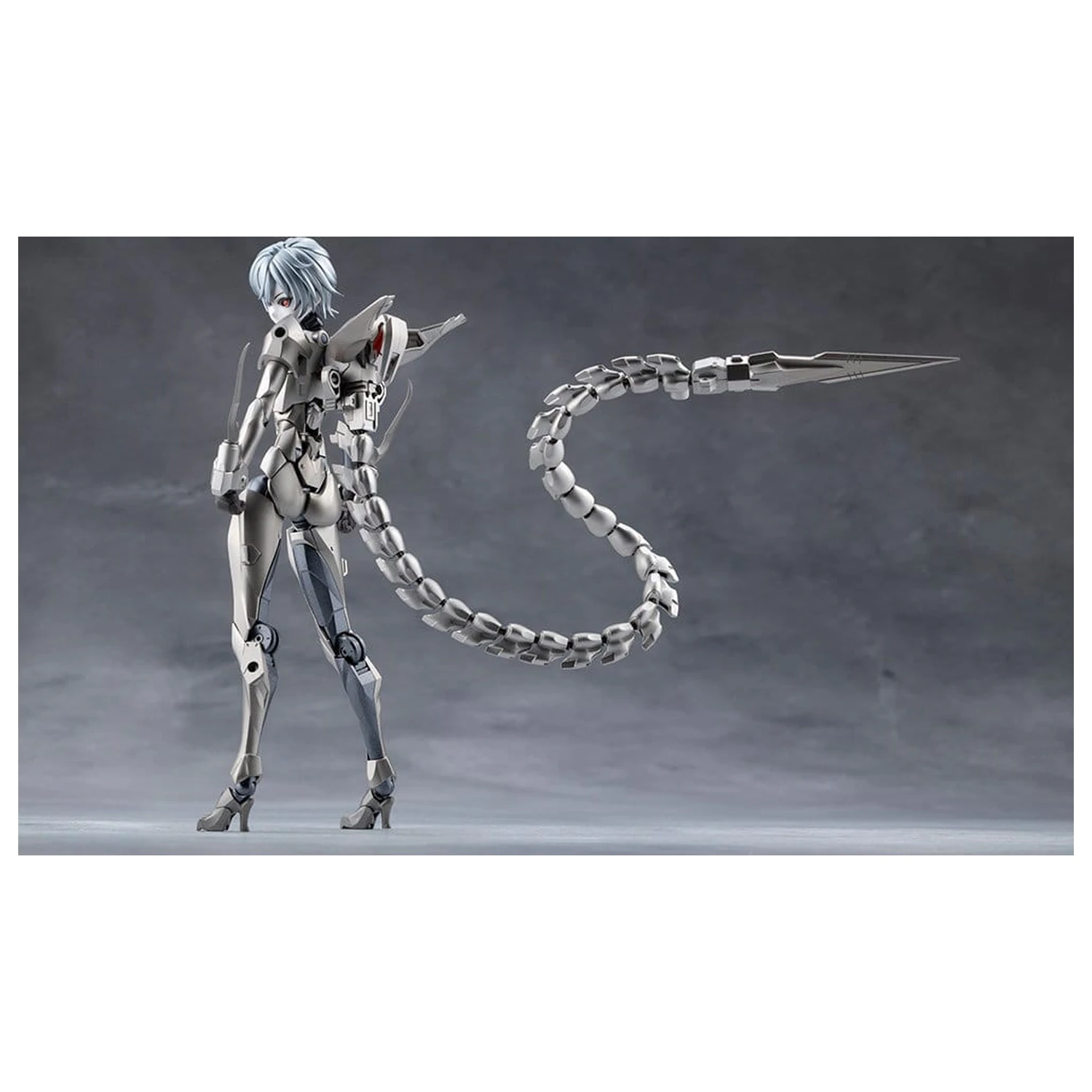 Megalomaria Unlimited Universe plastový model Wreckage Hunter 25 cm produktová fotografia