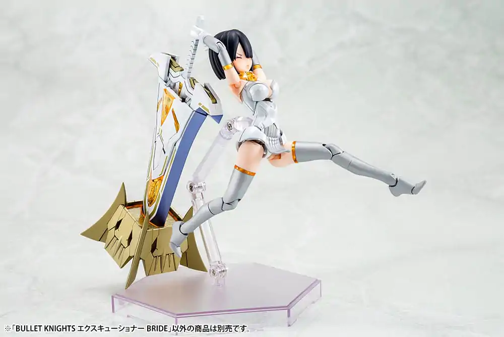 Megami Device plastová stavebnica 1/1 Bullet Knights Executioner Bride 19 cm produktová fotografia
