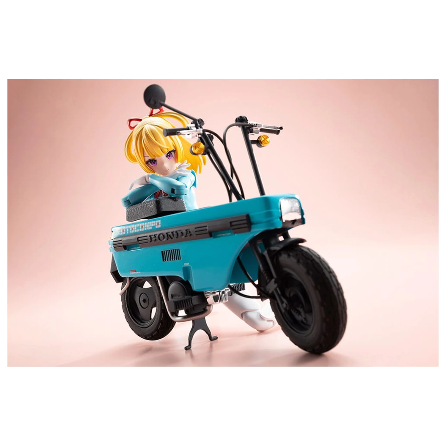 Megami Device Buster Doll Series Súprava plastového modelu 1/1 Knight Alice s Honda AB12 Motocompo 15 cm produktová fotografia