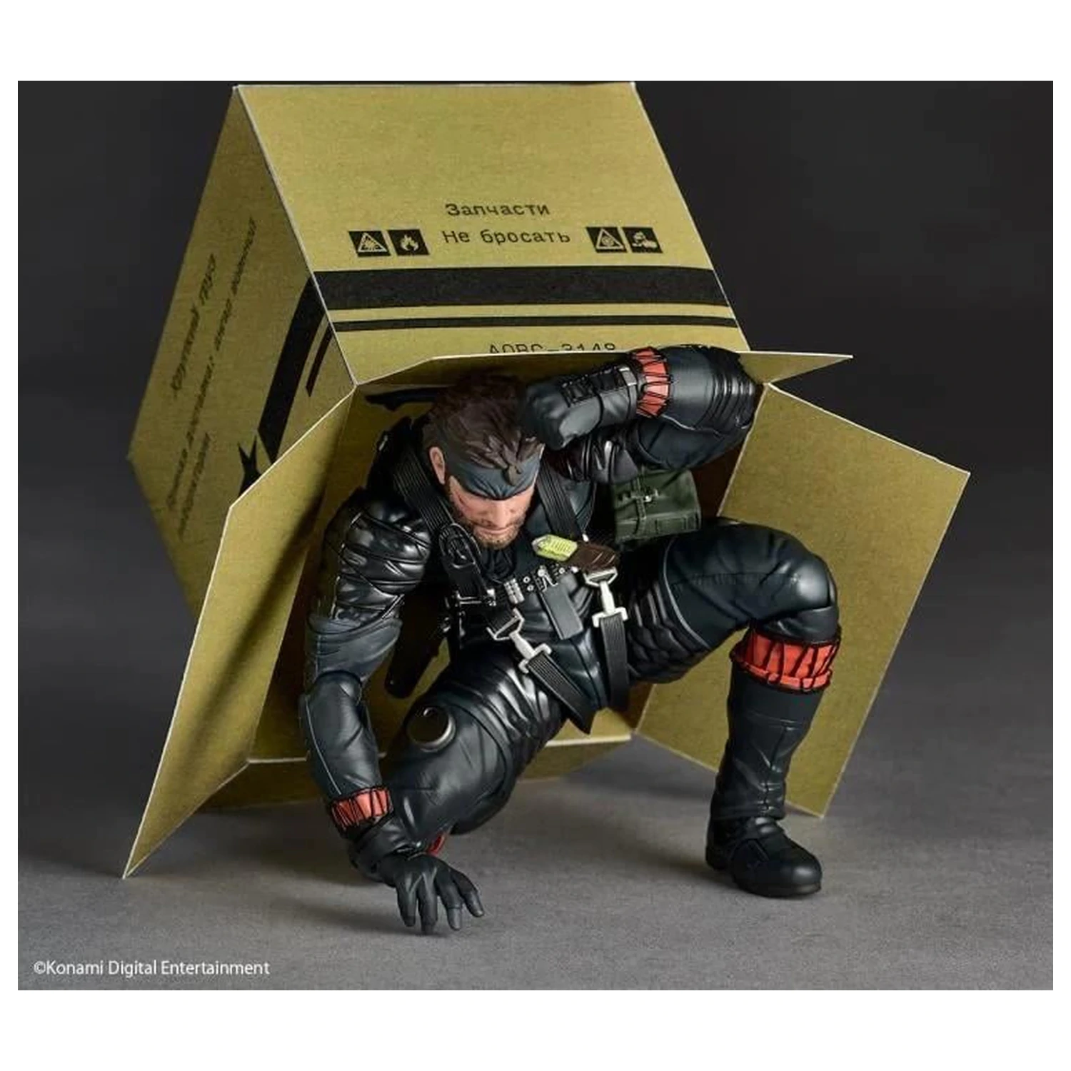 Metal Gear Solid Delta: Naked Snake Figúrka Revoltech A.Y. 17 cm produktová fotografia