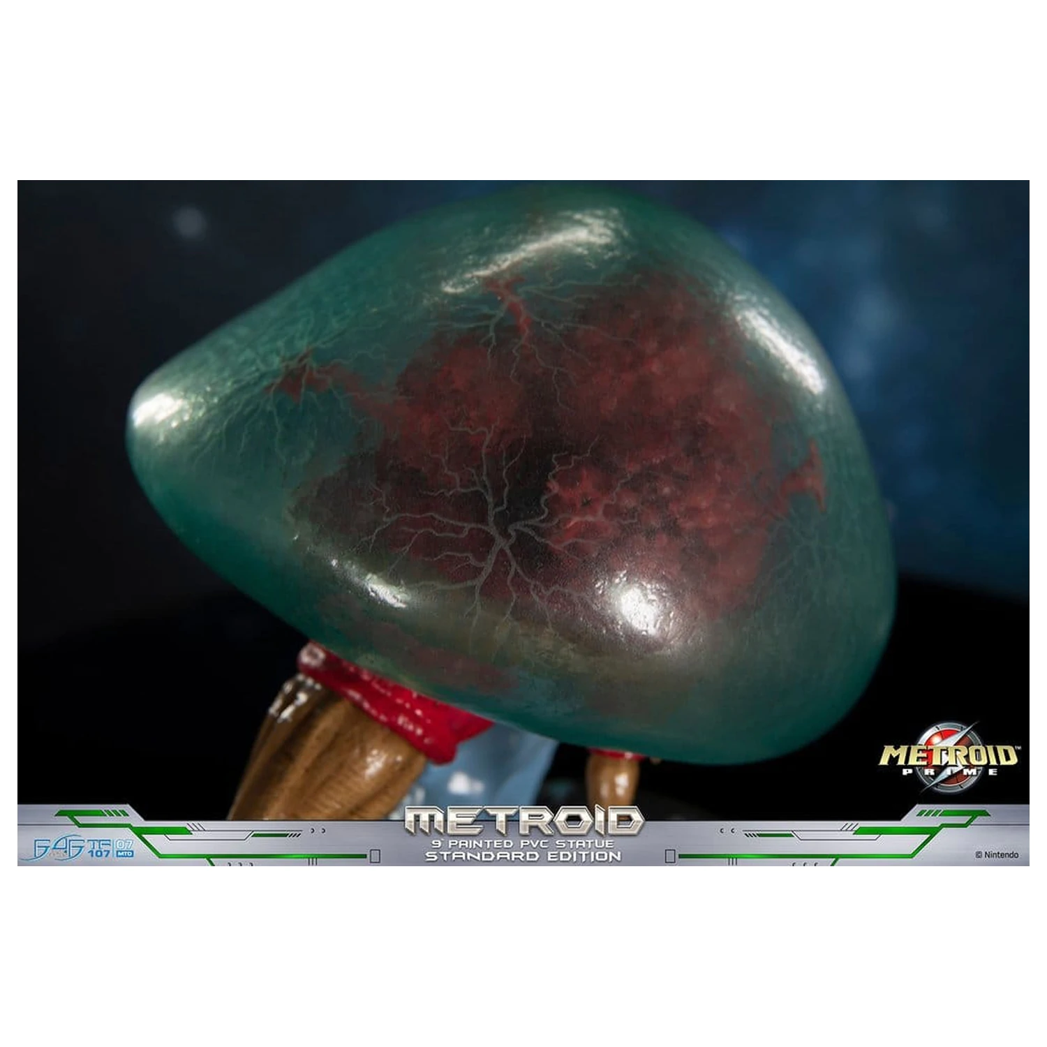 Metroid Prime PVC figúrka Metroid (štandardná) (svietiaca v tme) 21 cm produktová fotografia