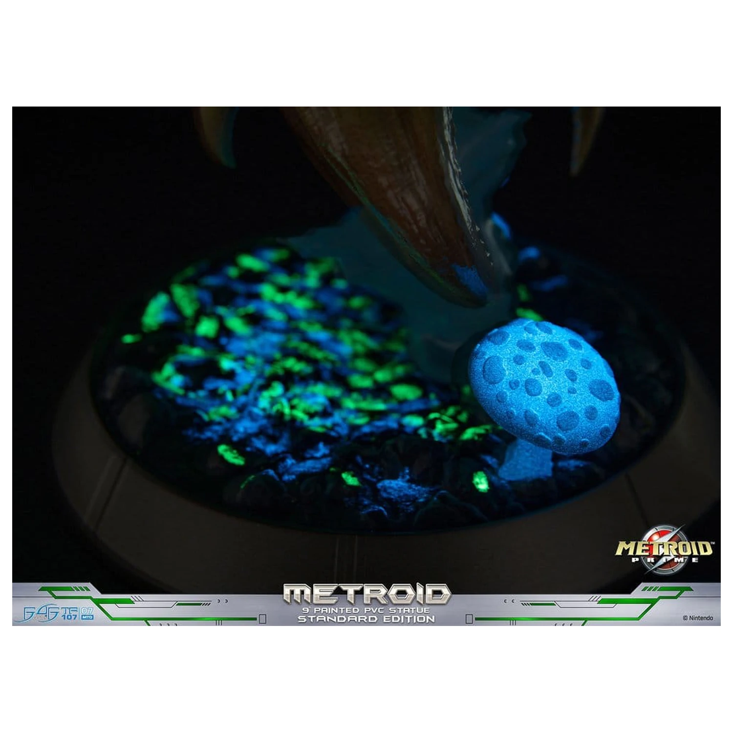 Metroid Prime PVC figúrka Metroid (štandardná) (svietiaca v tme) 21 cm produktová fotografia