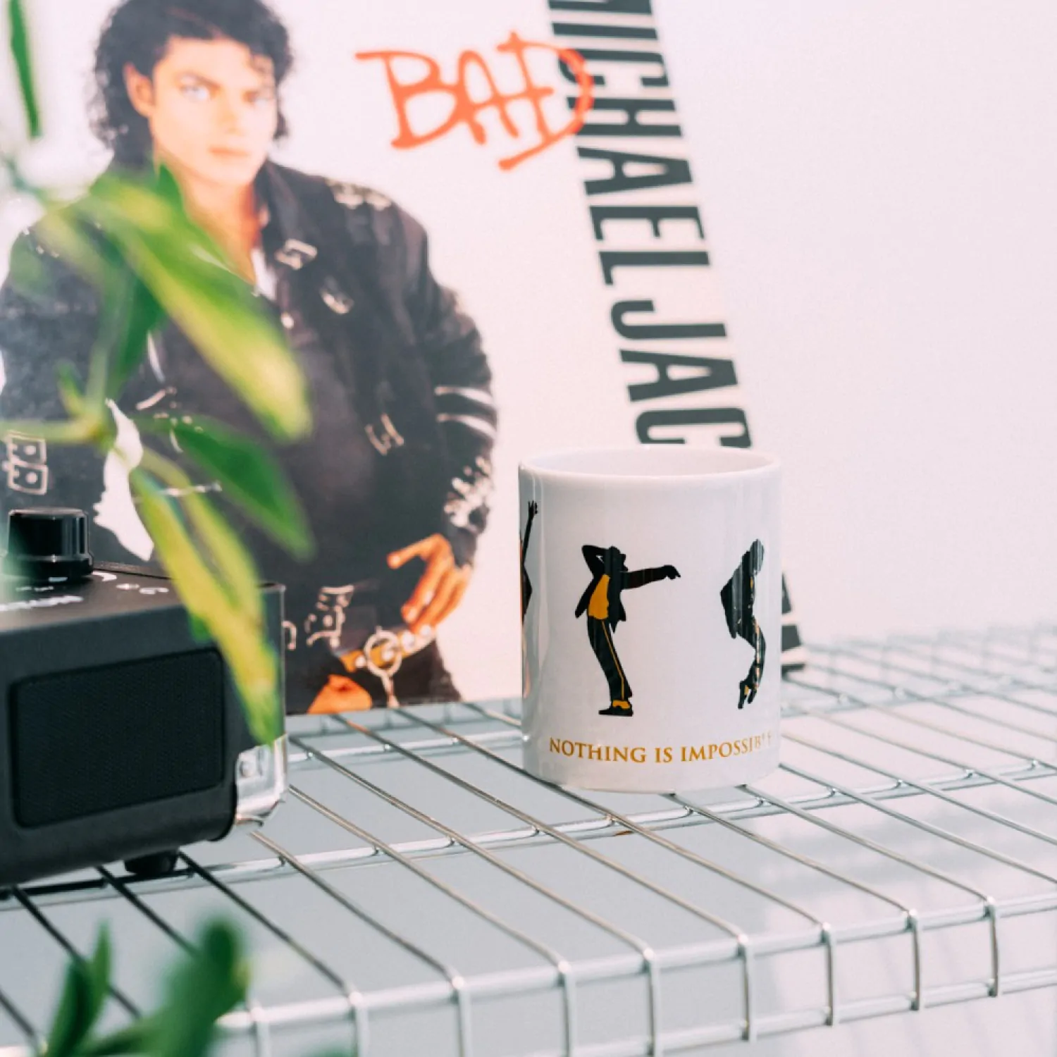 Michael Jackson hrnček Nothing is Impossible 350 ml produktová fotografia