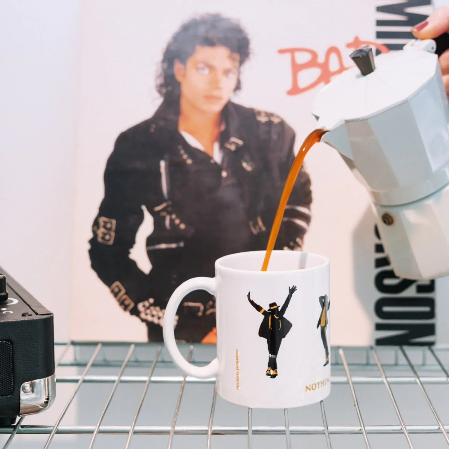 Michael Jackson hrnček Nothing is Impossible 350 ml produktová fotografia