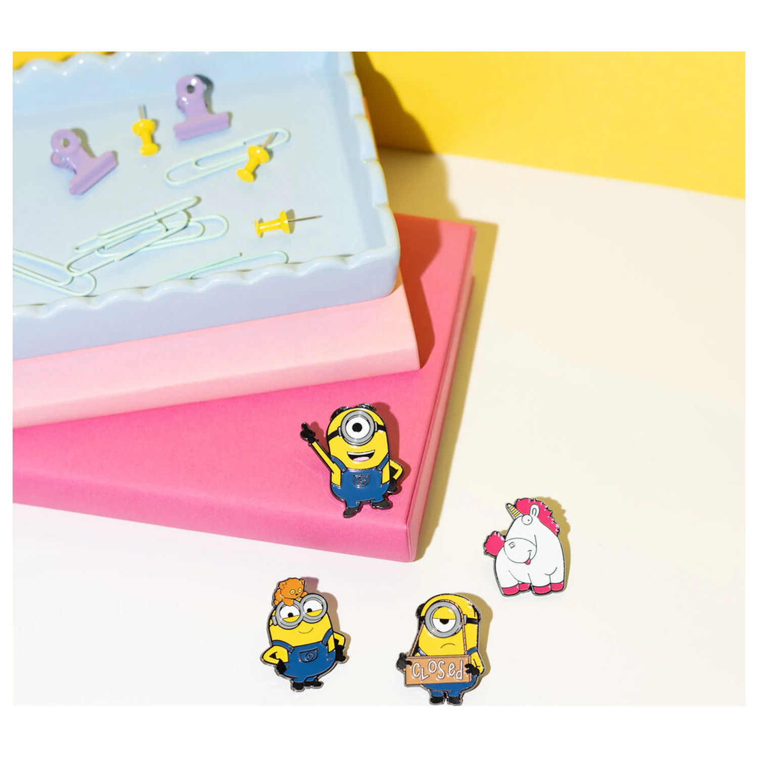Minions sada 4 odznakov produktová fotografia