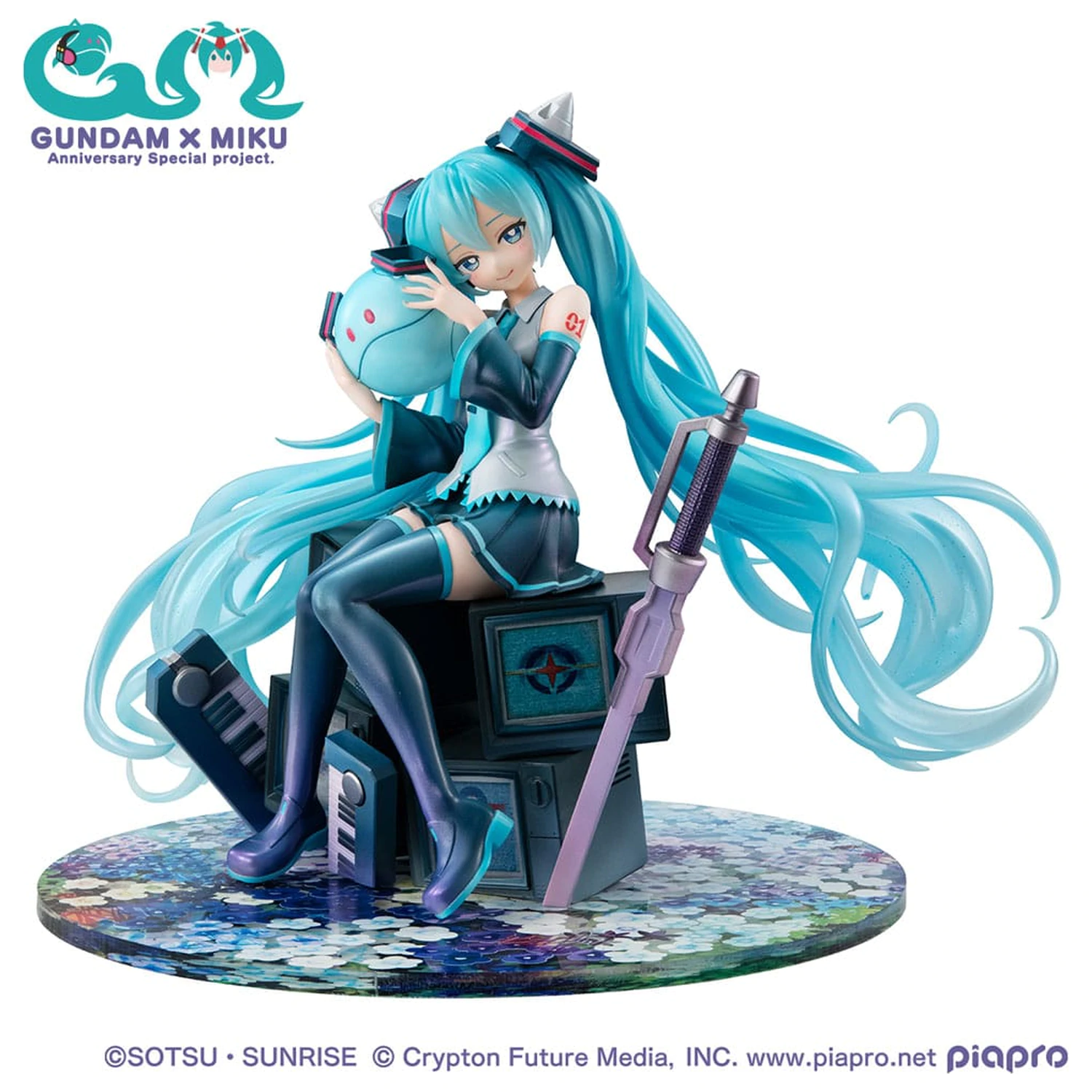 Mobile Suit Gundam x Hatsune Miku Lucrea PVC Socha Hatsune Miku x OO Gundam 45th Anniversary 17 cm produktová fotografia