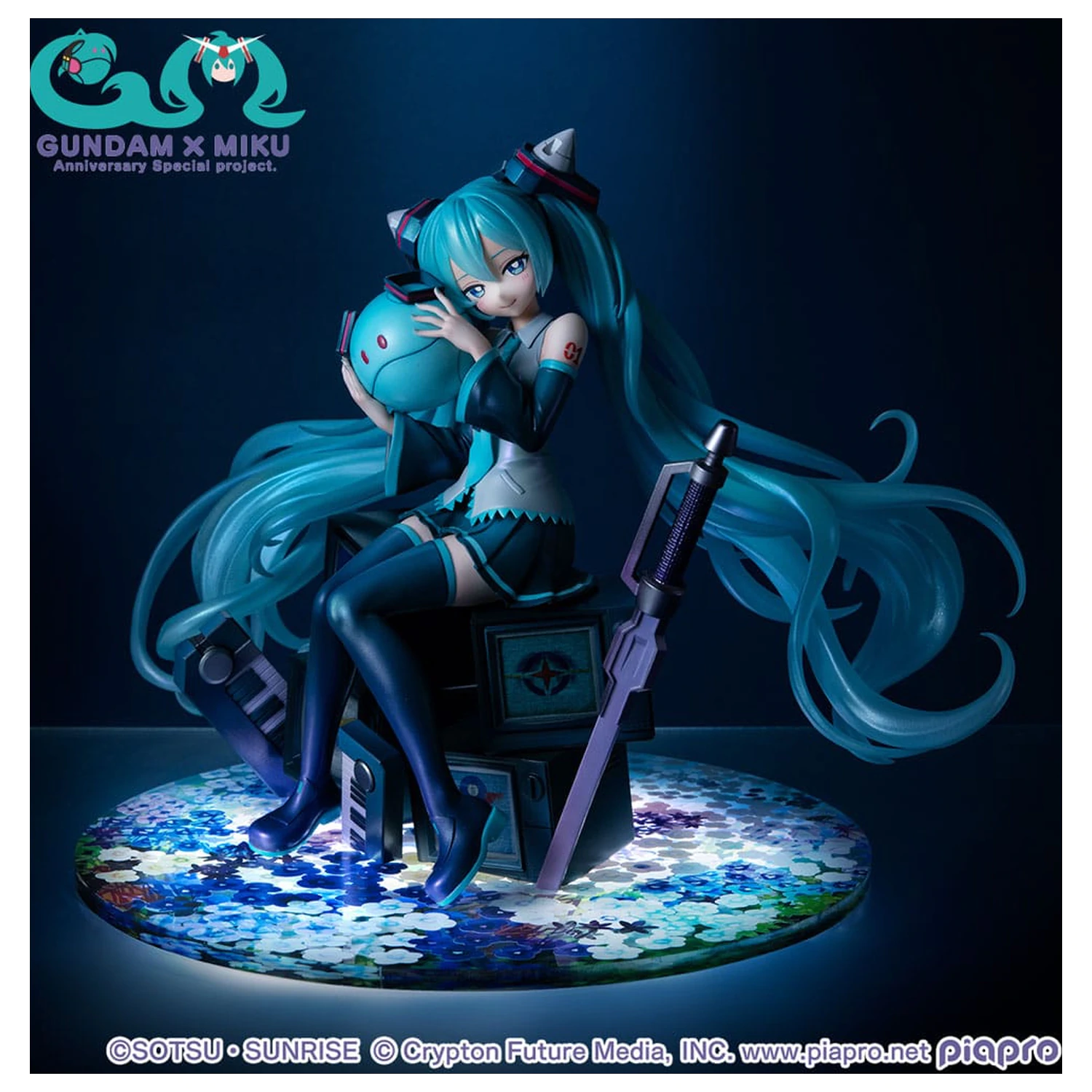 Mobile Suit Gundam x Hatsune Miku Lucrea PVC Socha Hatsune Miku x OO Gundam 45th Anniversary 17 cm produktová fotografia