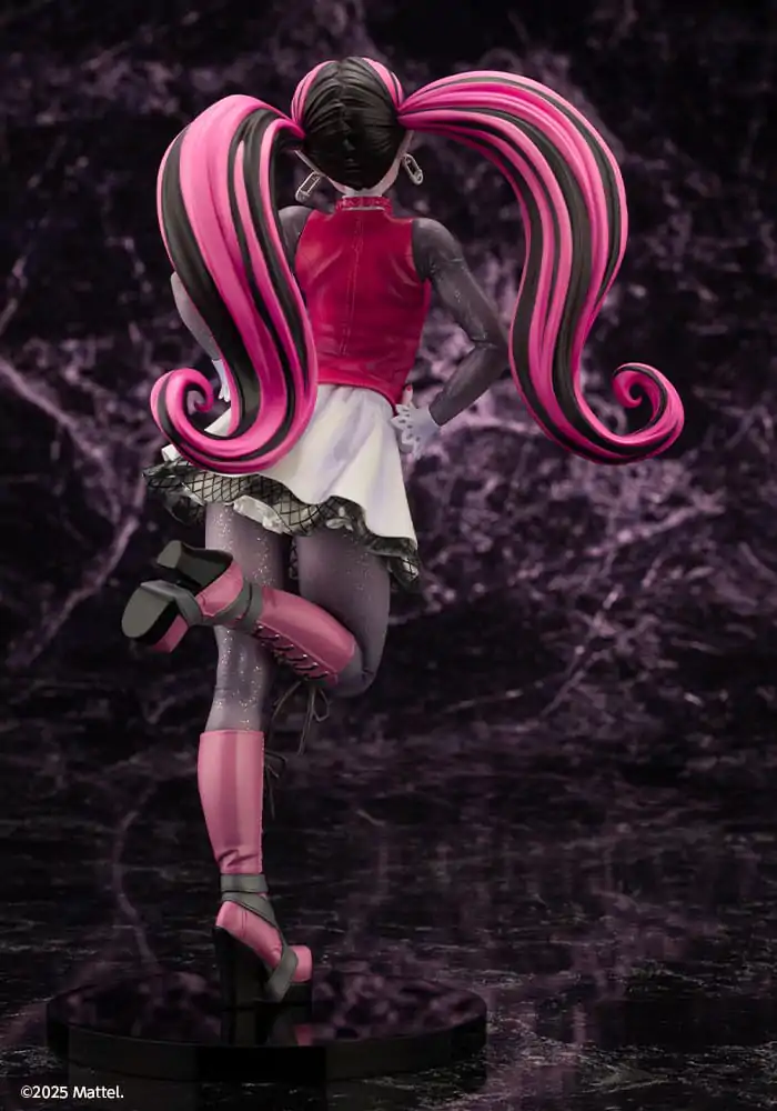 Monster High Bishoujo PVC socha 1/7 Draculaura 26 cm produktová fotografia