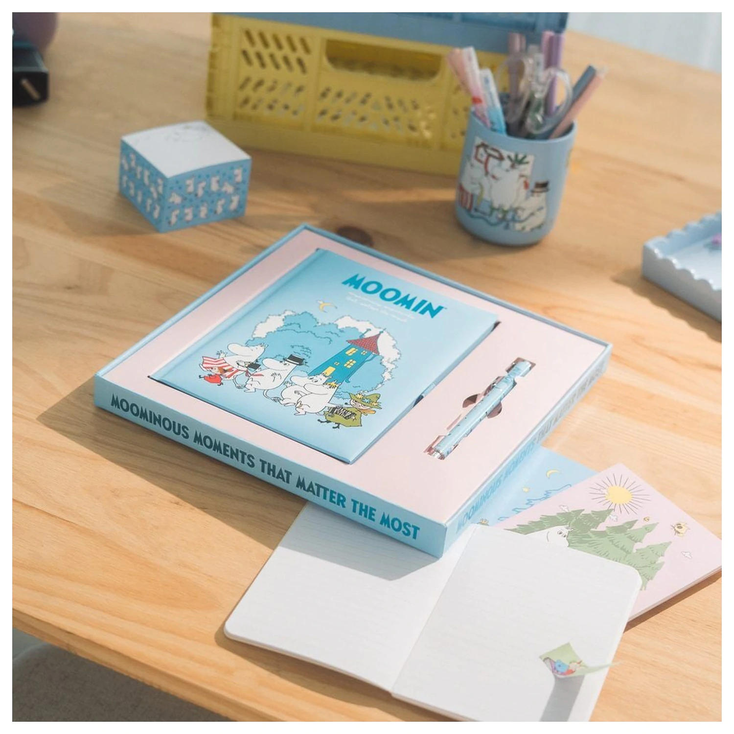 Moomin A5 zápisník a sada pier produktová fotografia