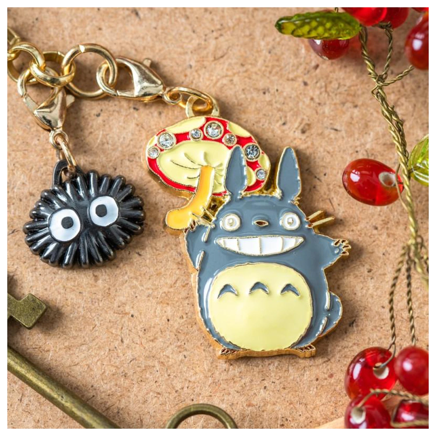 My Neighbor Totoro Sivý Totoro & Mushroom prívesky na retiazke produktová fotografia