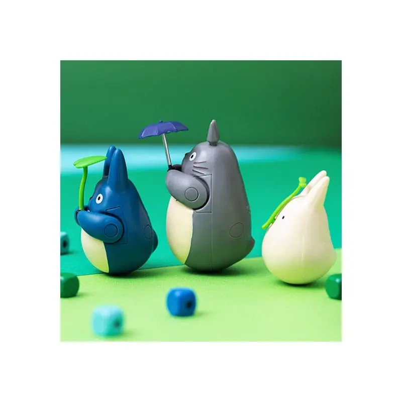 My Neighbor Totoro Figúrka s okrúhlym dnom Malý Totoro s listom 5 cm produktová fotografia