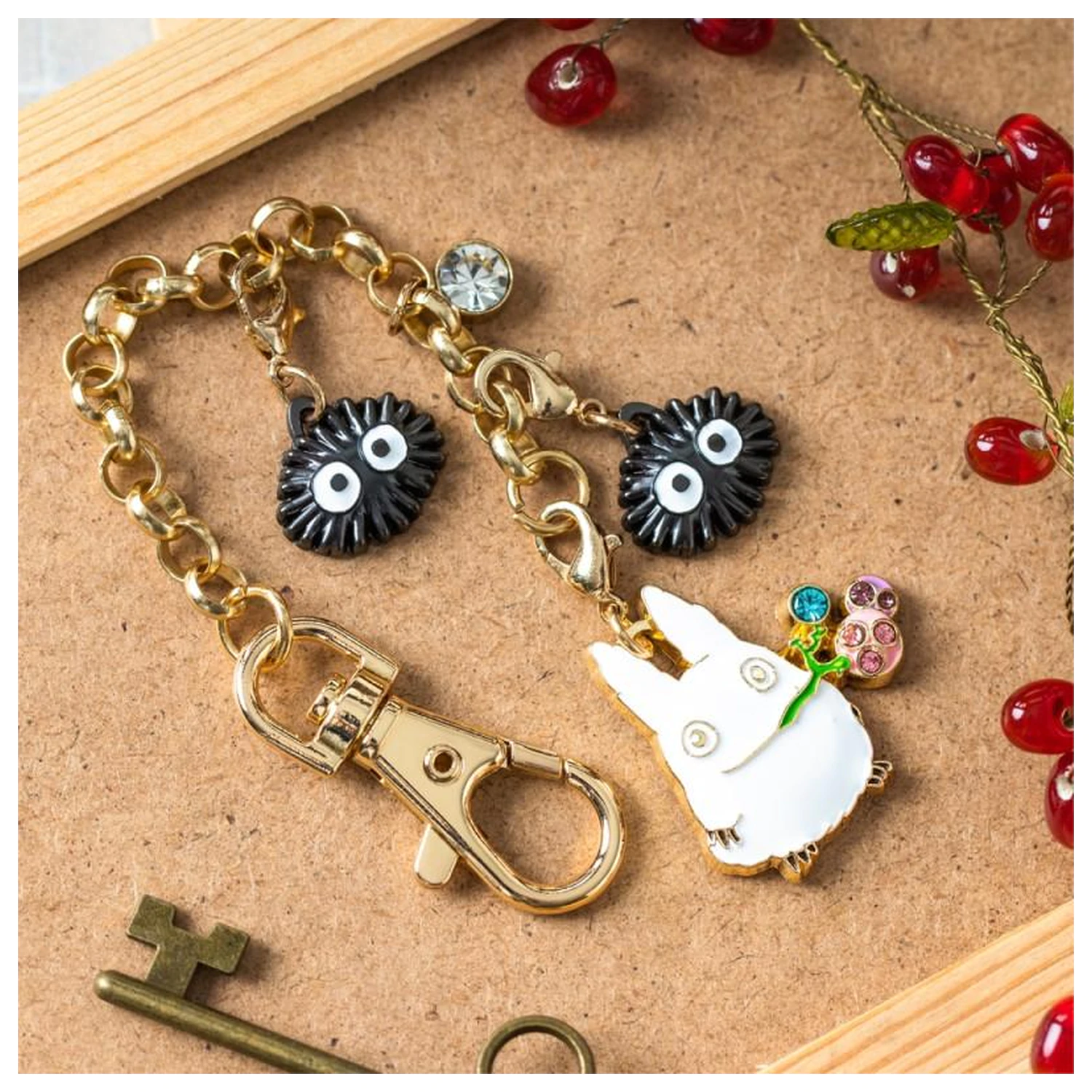 My Neighbor Totoro White Totoro & Fruits Chainette prívesky produktová fotografia