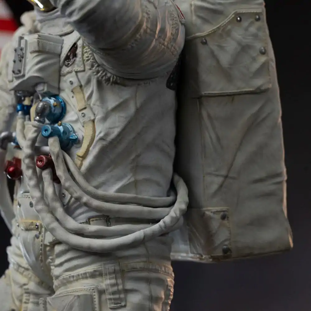 Soška zo série NASA Art Scale Statue 1/10 Apollo 11 Astronaut 23 cm termékfotó