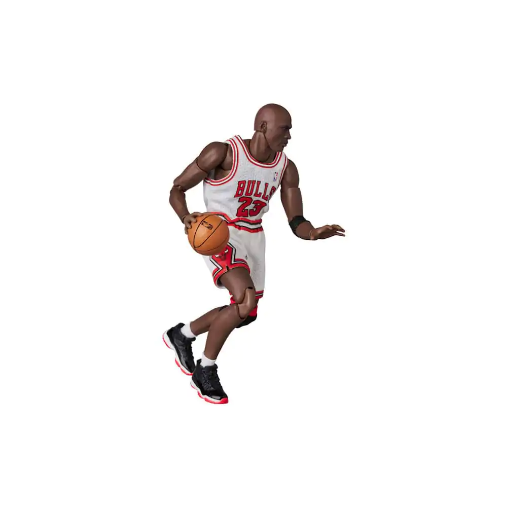 NBA MAFEX Akčná figúrka Michael Jordan - Chicago Bulls HOME 17 cm produktová fotografia