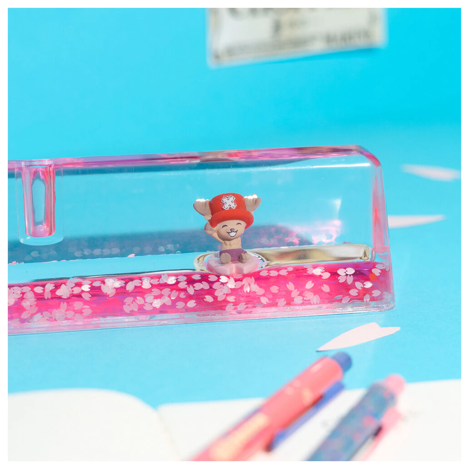 One Piece Chopper súprava ceruziek, pera a akrylového stojana produktová fotografia