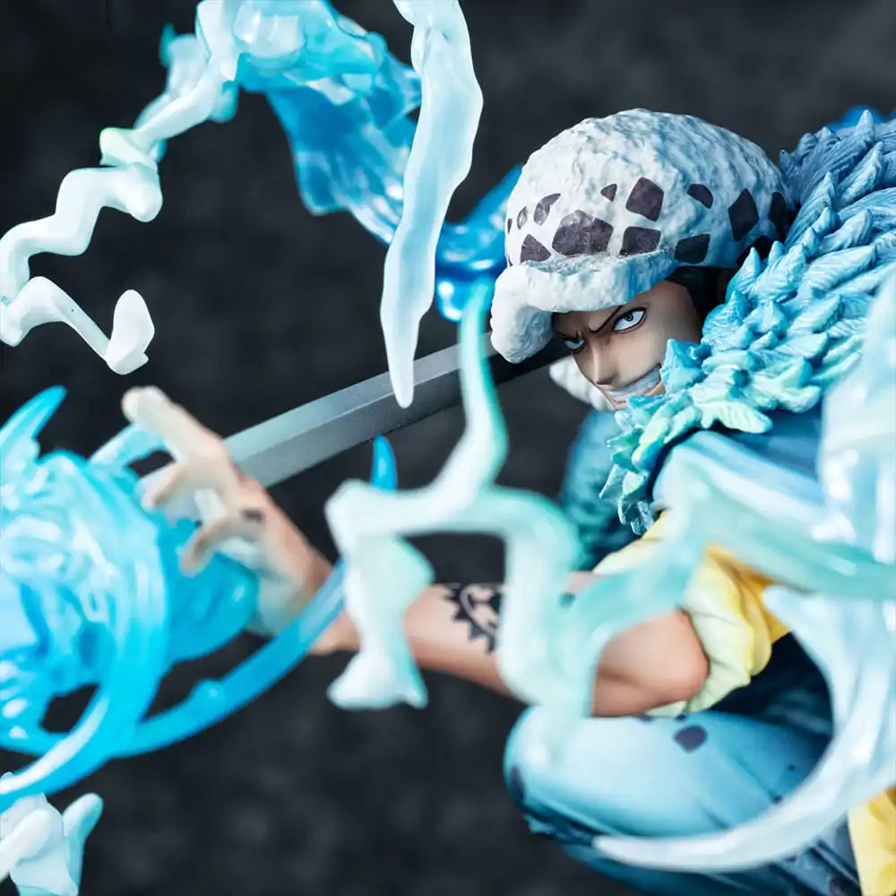 One Piece Portrait Of Pirates WA-MAXIMUM PVC Socha Trafalgar Law The Surgeon of Death Awaken Ver. 27 cm produktová fotografia