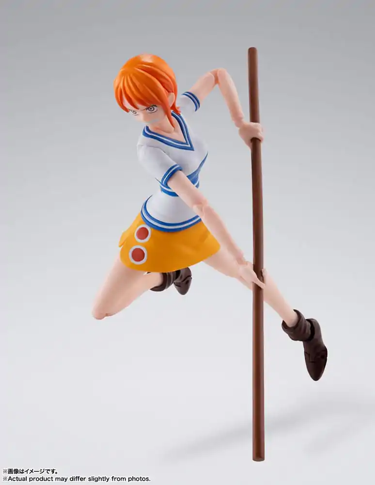 One Piece S.H. Figuarts Akčná Figúrka Nami Romance Dawn 14 cm termékfotó