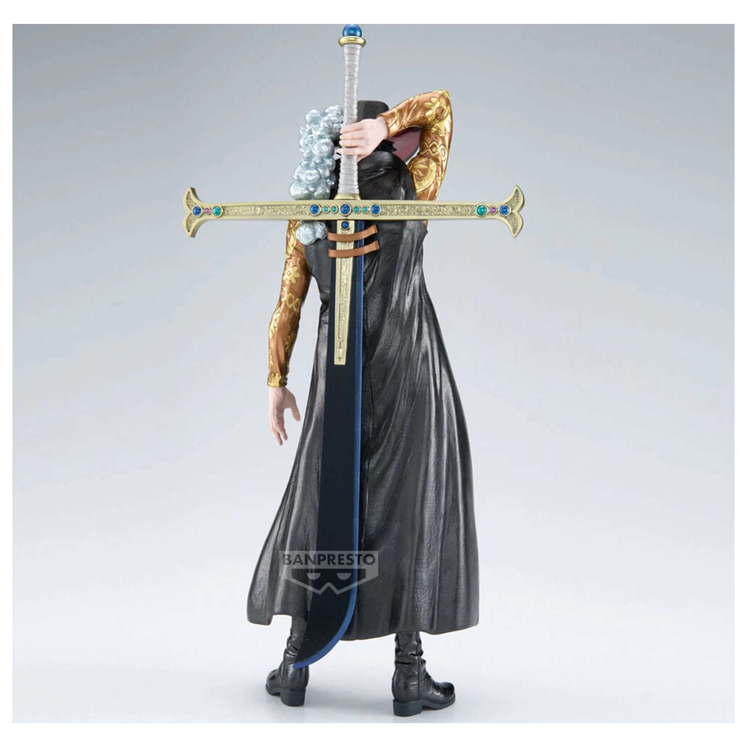 One Piece The Anime Dracule Mihawk figúrka 34 cm produktová fotografia