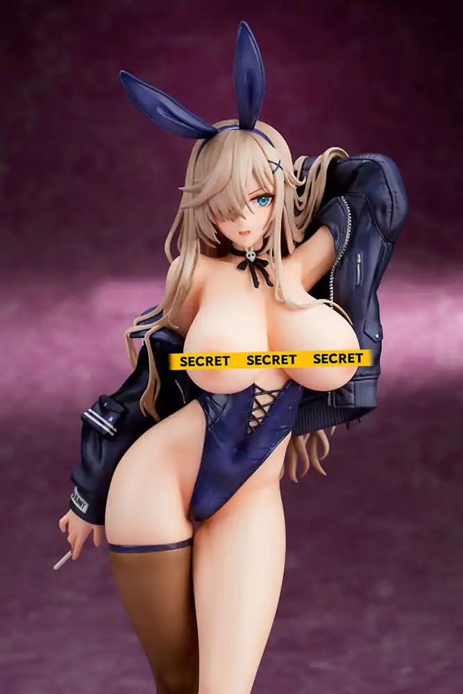 Originálna postava PVC socha 1/7 Bad Bunny Illustration by Mataro 27 cm produktová fotografia