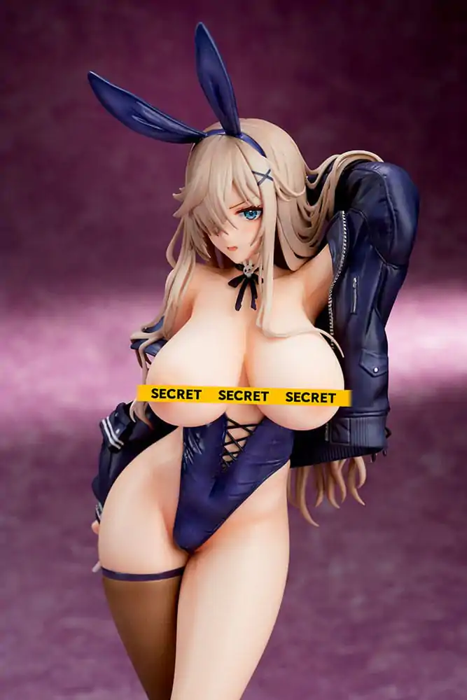 Originálna postava PVC socha 1/7 Bad Bunny Illustration by Mataro 27 cm produktová fotografia