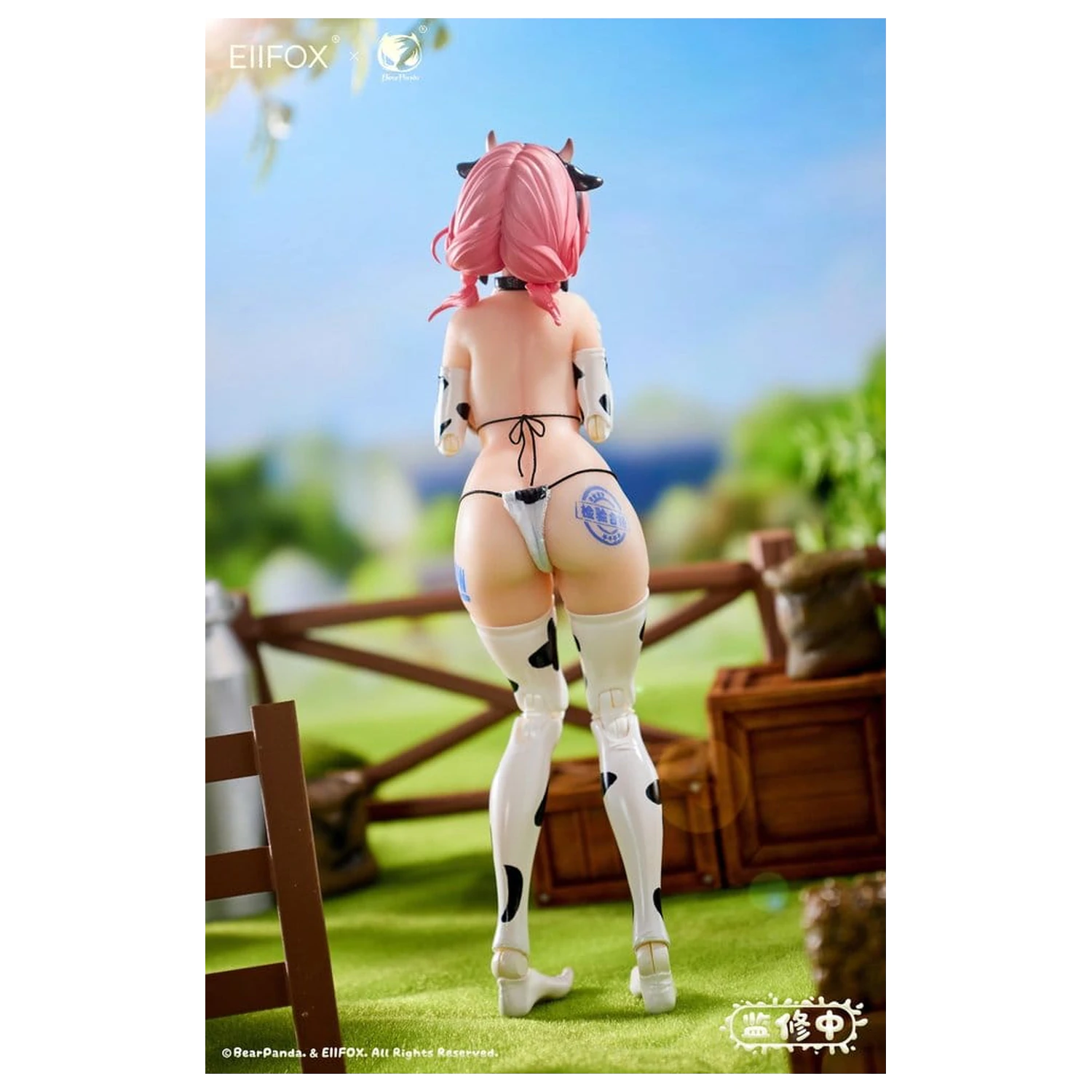 Originálna akčná figúrka postavy 1/8 Eiifox & BearPanda Nyuugyuu Momo 21 cm produktová fotografia