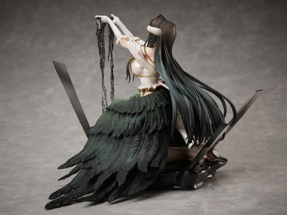 Overlord PVC soška 1/7 Albedo biele šaty ver. 17 cm termékfotó