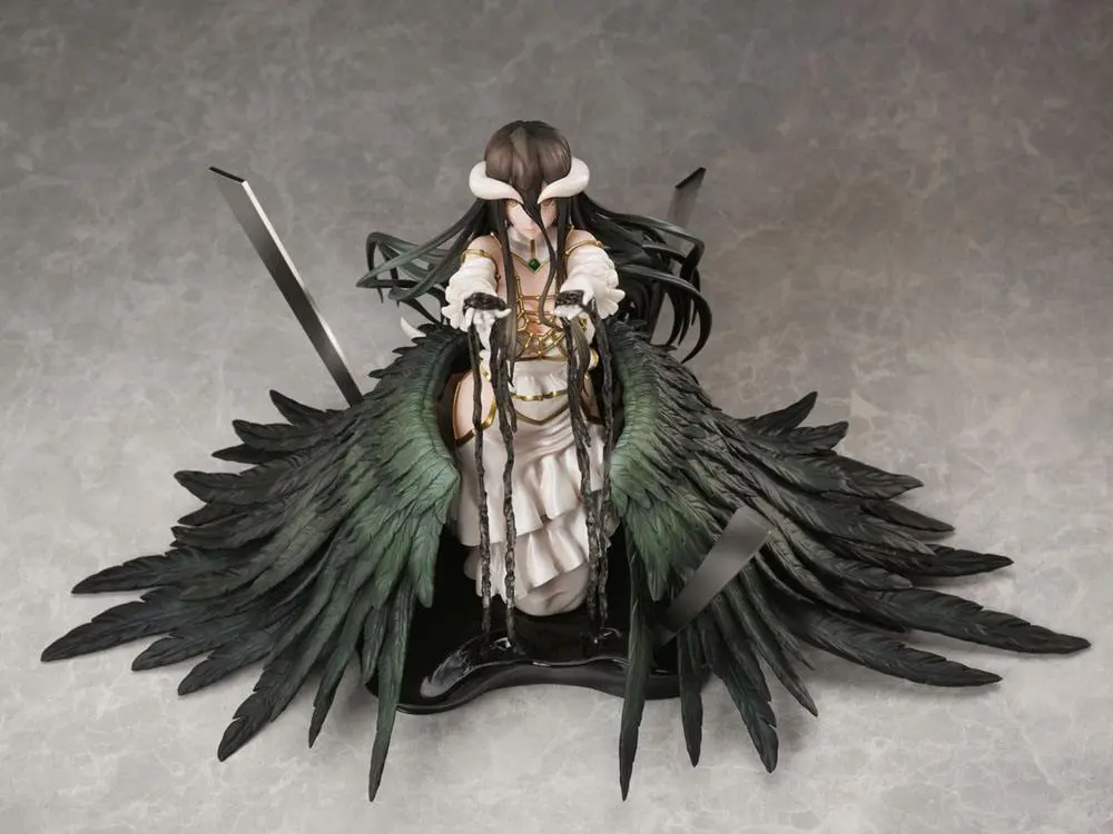 Overlord PVC soška 1/7 Albedo biele šaty ver. 17 cm termékfotó