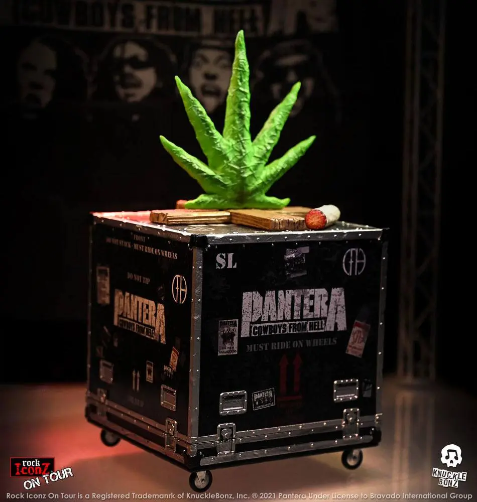 Pantera Rock Ikonz Cowboys From Hell On Tour Road Case Statue + Stage Backdrop termékfotó