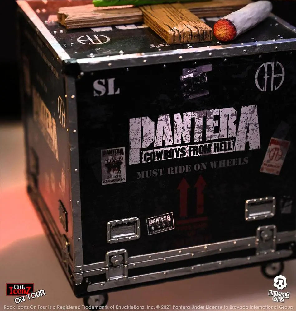 Pantera Rock Ikonz Cowboys From Hell On Tour Road Case Statue + Stage Backdrop termékfotó