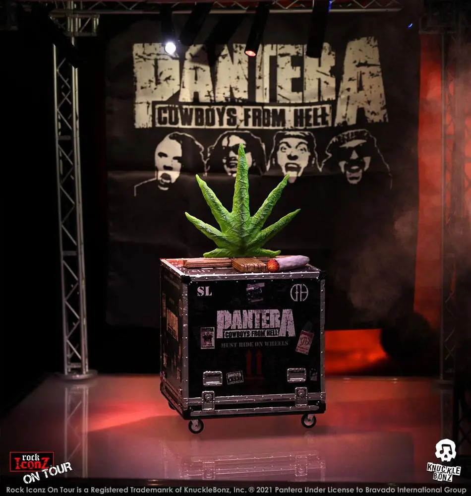 Pantera Rock Ikonz Cowboys From Hell On Tour Road Case Statue + Stage Backdrop termékfotó