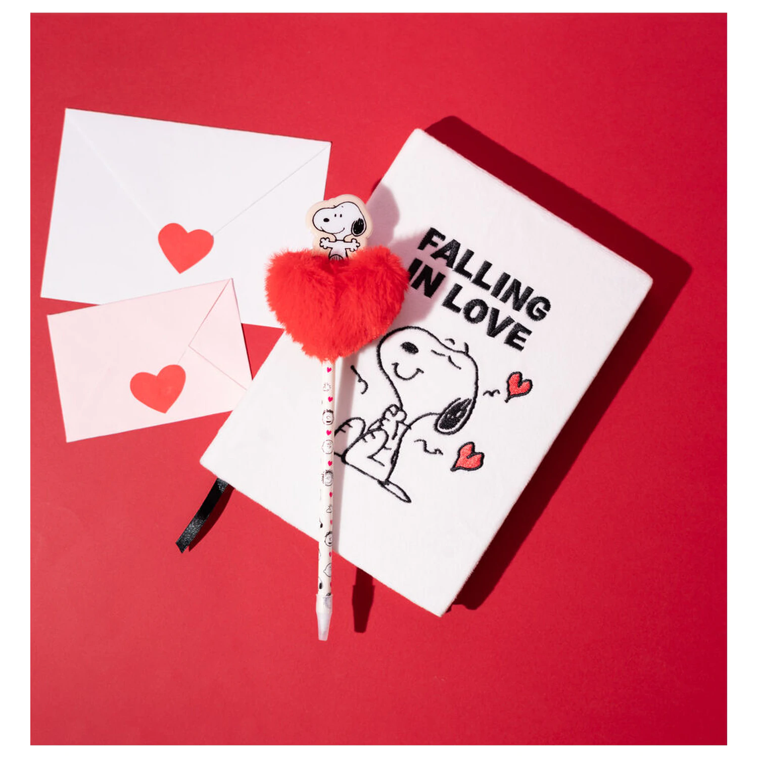 Peanuts Snoopy pomponové pero produktová fotografia