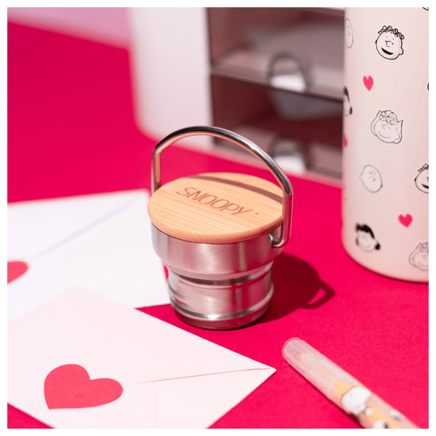 Peanuts Snoopy fľaša z nehrdzavejúcej ocele 500ml produktová fotografia