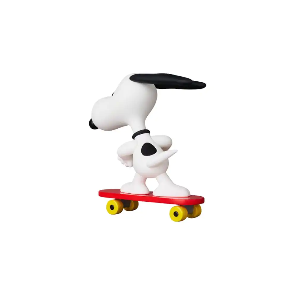 Peanuts UDF Series 17 Mini Skateboardové figúrky Snoopy 7 cm termékfotó