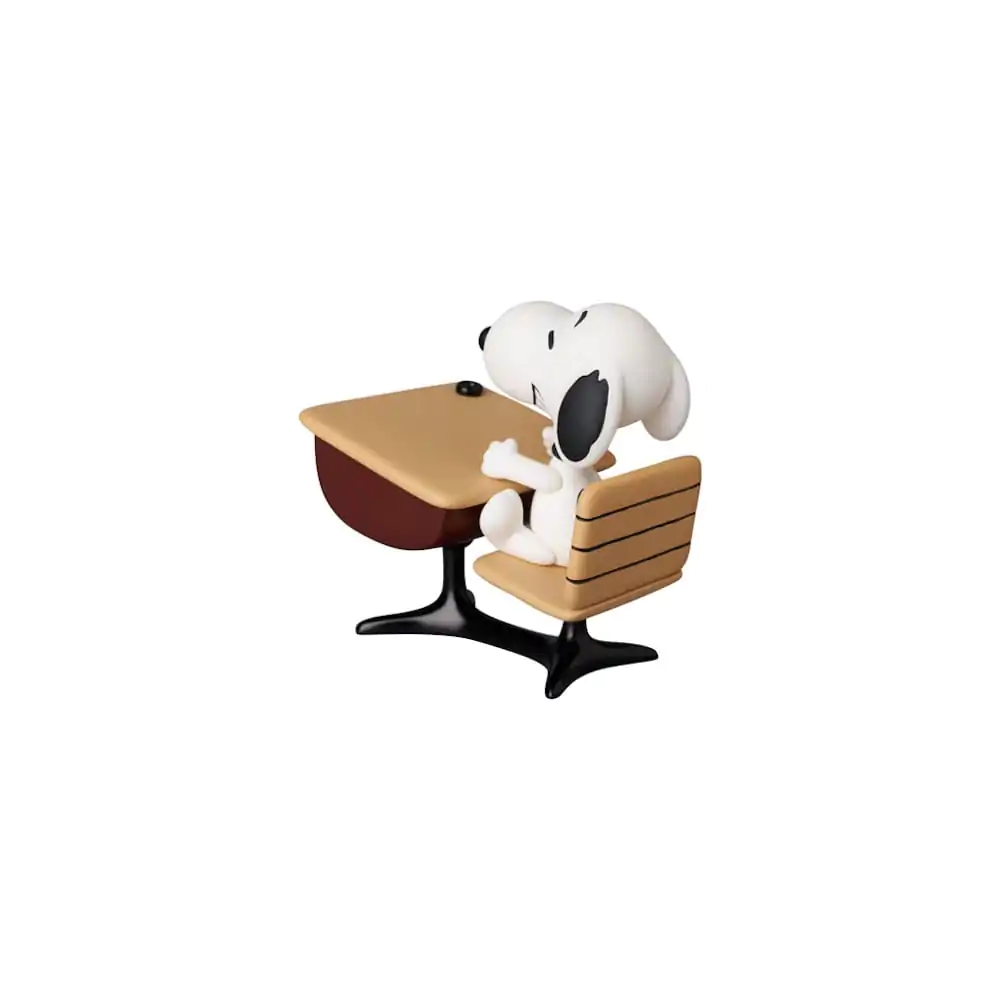 Peanuts UDF Series 18 Mini Figúrka Snoopy so stolom 9 cm produktová fotografia