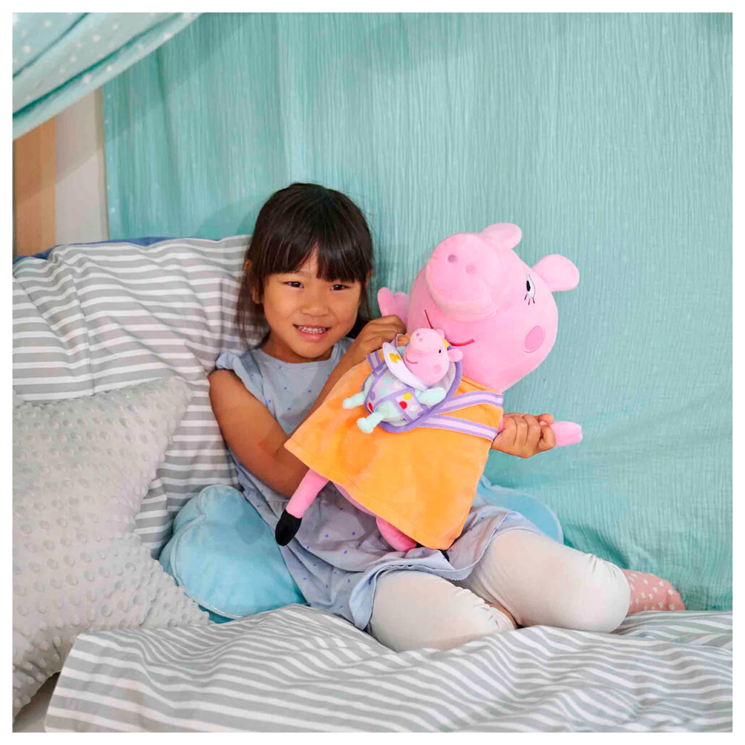 Peppa Pig Mummy Pig s plyšovou hračkou Evie, 33 cm produktová fotografia
