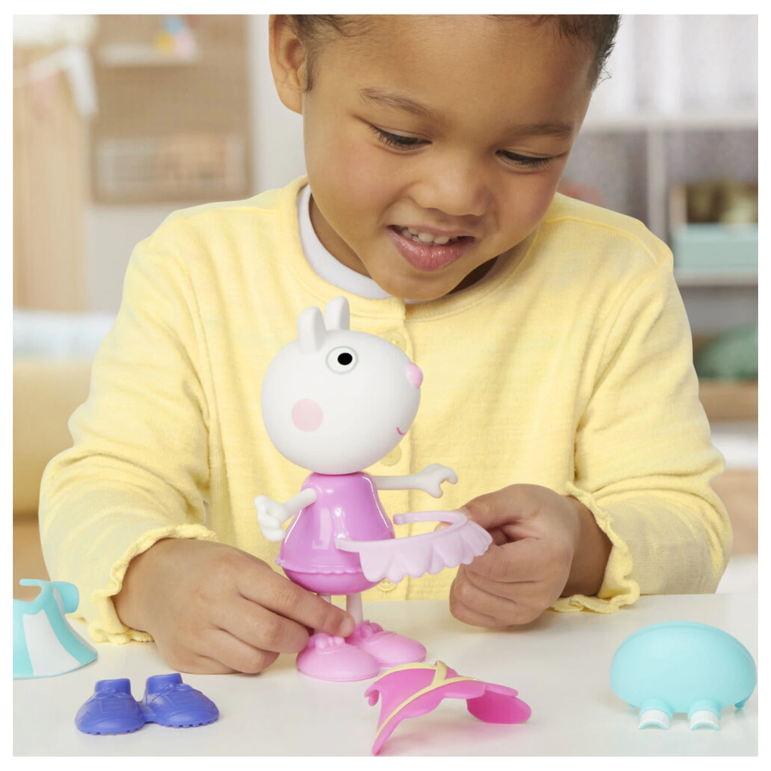 Peppa Pig figúrka Suzy Sheep 15 cm produktová fotografia