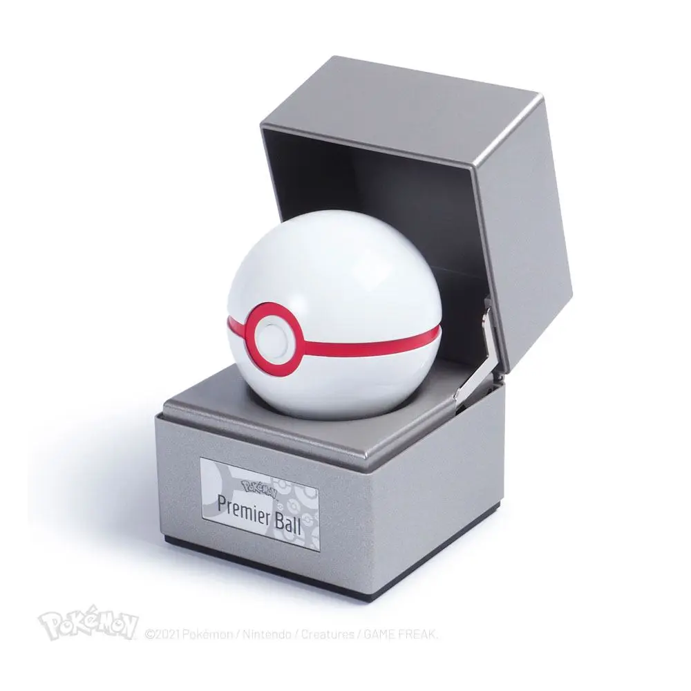 Pokémon Kovová replika Premier Ball produktová fotografia