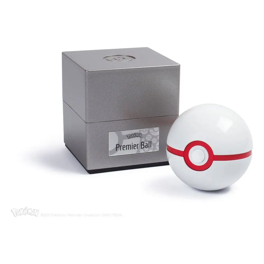 Pokémon Kovová replika Premier Ball produktová fotografia