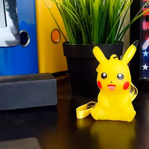 Pokémon svietiaca figúrka Pikachu 9 cm termékfotó