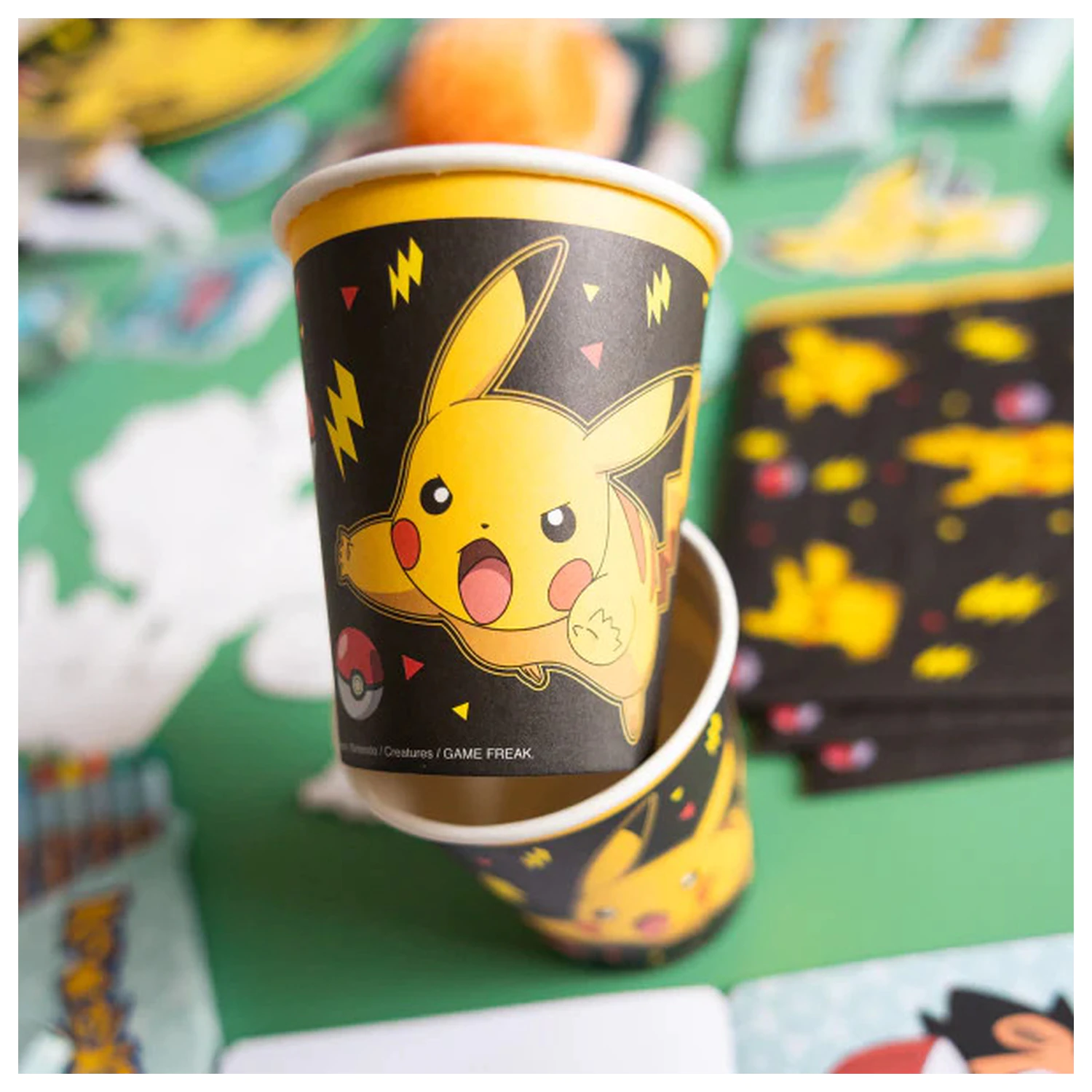 Pokémon Yellow Thunder papierové poháre 8 ks 237 ml produktová fotografia