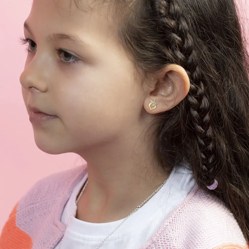 Náušnice princeznej a tanier na šperky produktová fotografia