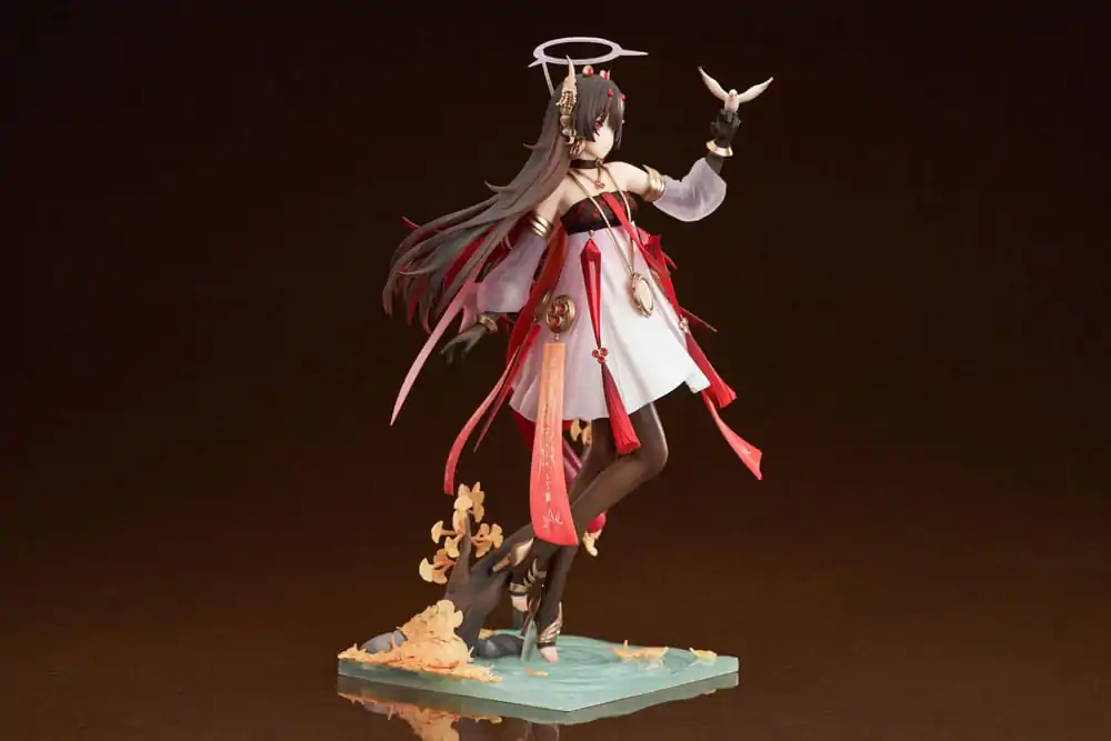 Punishing: Gray Raven Lucia Plume Eventide Glow Ver. PVC soška 1/7 25 cm termékfotó